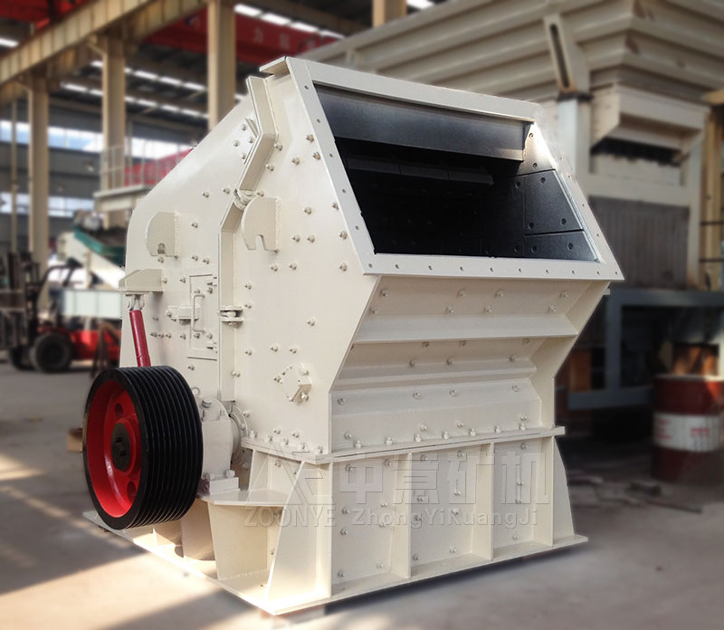 反擊式破碎機車間實拍