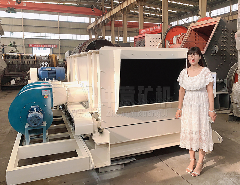 泥石分離機(jī)車間實(shí)拍2