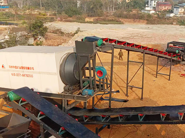 廣西客戶引進中意大型移動站石料生產線設備