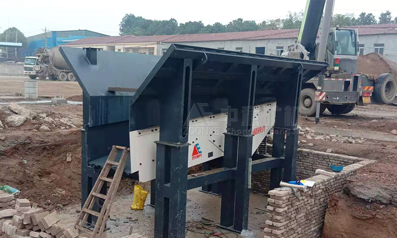 湖北武漢建筑垃圾處理現場