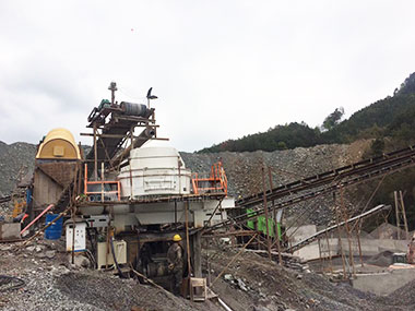 時產(chǎn)50-80噸的小型移動砂石料生產(chǎn)設備砂石料加工效果如何？多少錢一套？